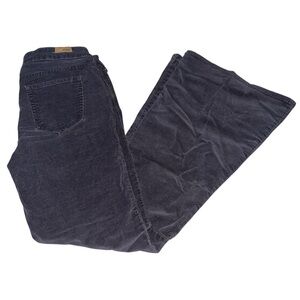 Ariat 29R Black Corduroy Flared Jeans